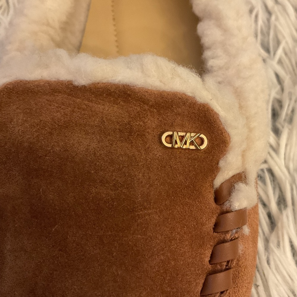 MICHAEL Michael Kors Brown Suede Moccasin Slippers with Cream Shearling Trim - Picture 6 of 8